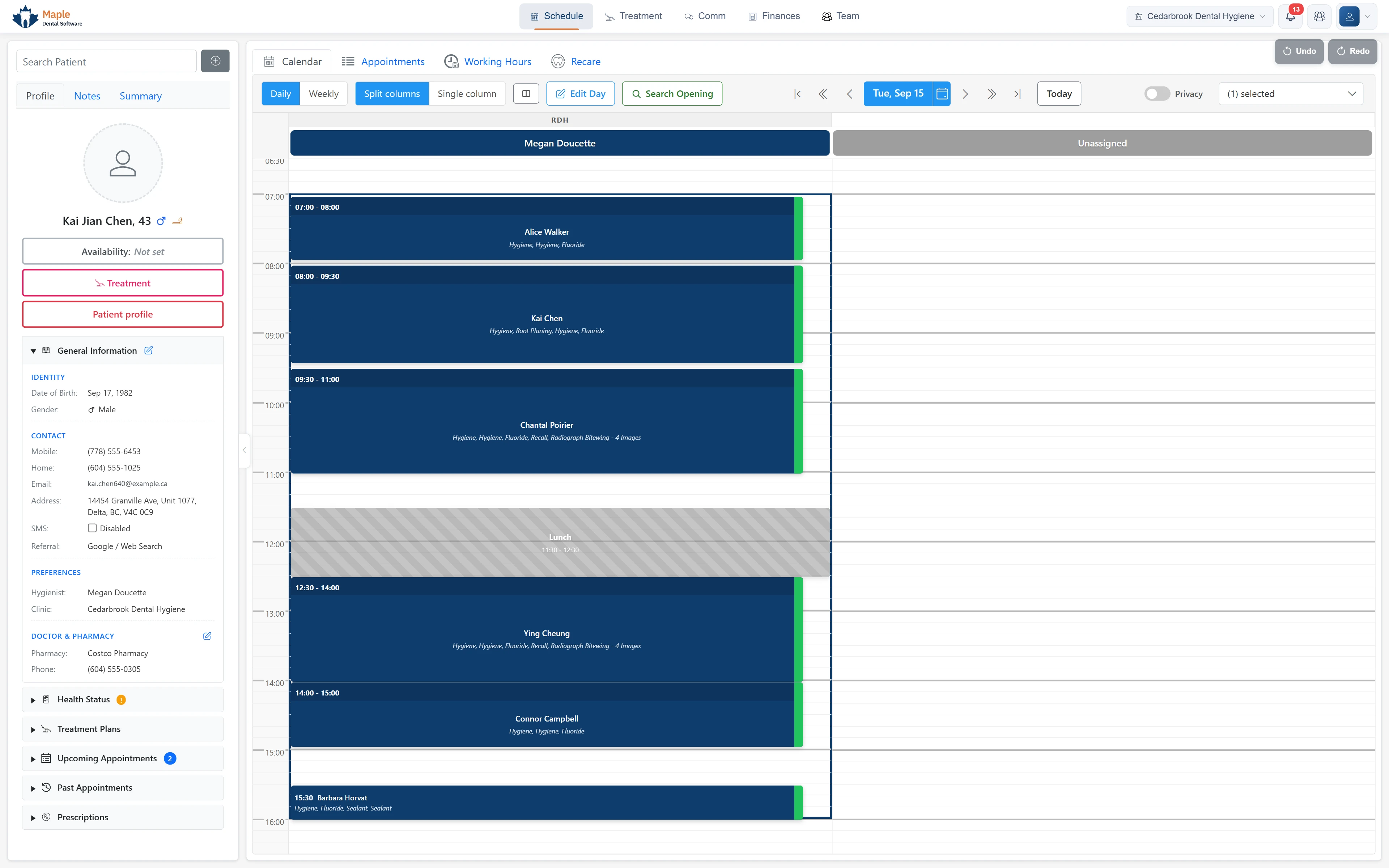 MapleDent Cloud schedule for an independent hygiene clinic: one registered dental hygienist's column and an unassigned column with the day's cleanings, recalls and fluoride